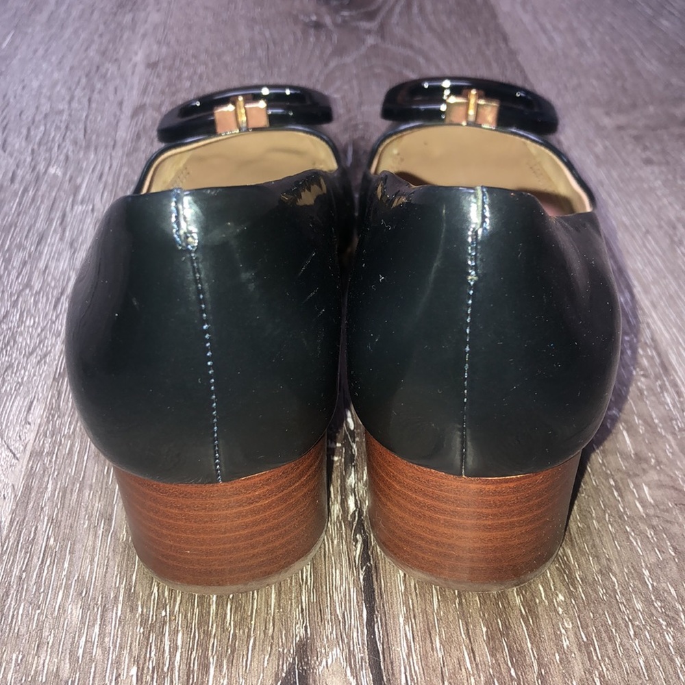 TORY BURCH T-Ring 50 Pumps Soft Patent Calf Leather - Picture 10 of 11